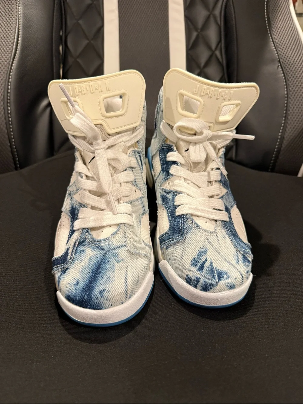 Size 8W / 6.5Y - Jordan 6 Retro “Washed Denim” 2022 GS
